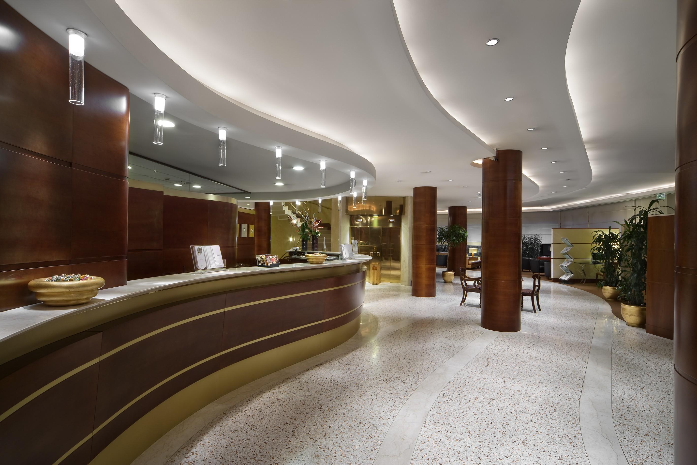 Una Hotels Cusani Milano Ngoại thất bức ảnh