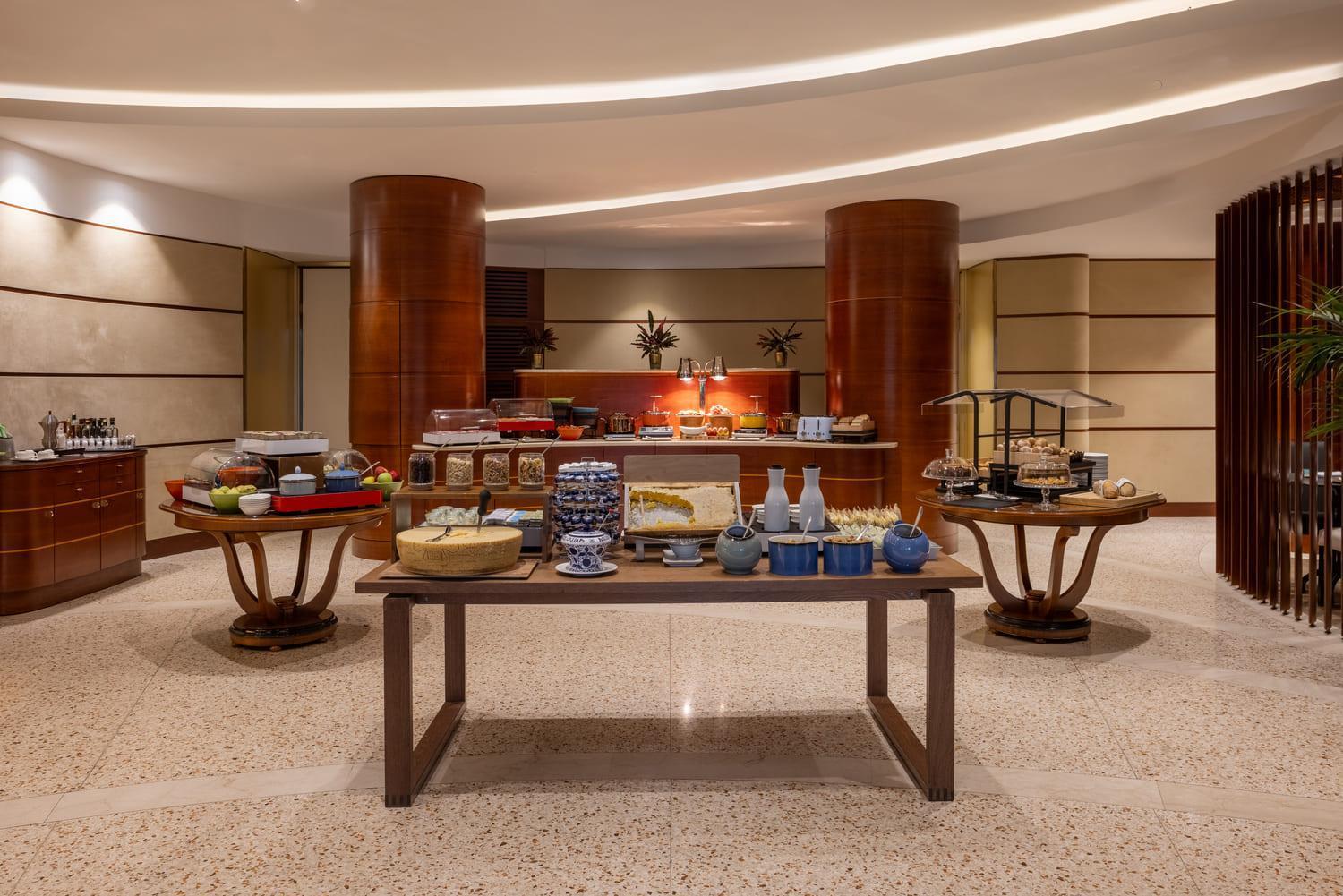 Una Hotels Cusani Milano Ngoại thất bức ảnh
