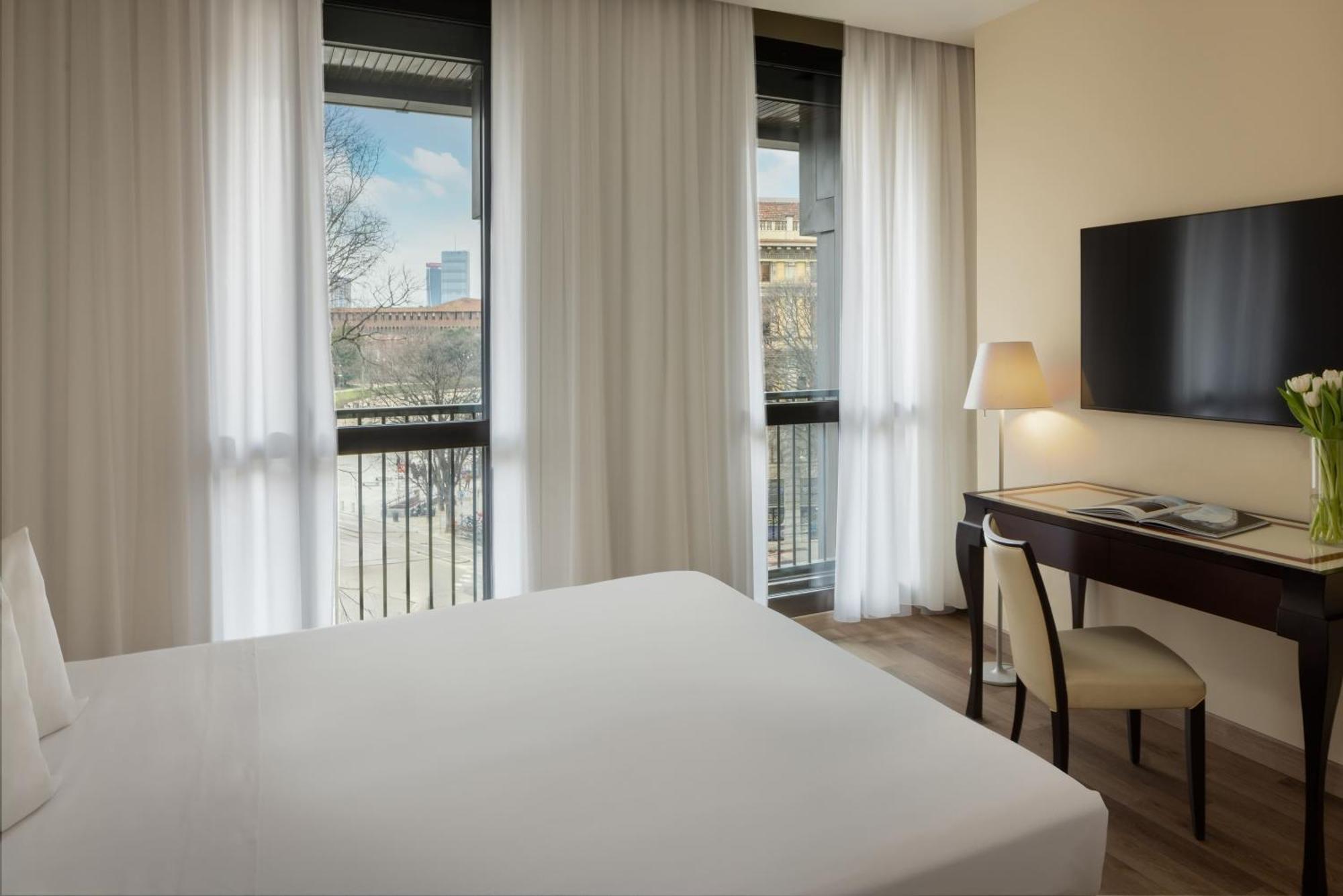 Una Hotels Cusani Milano Ngoại thất bức ảnh
